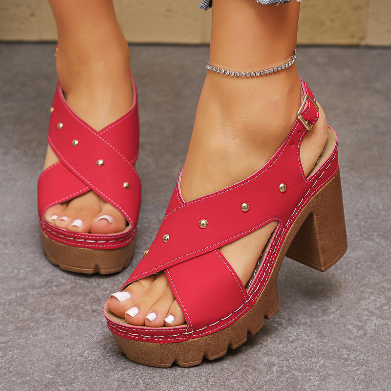 Summer Clothing Petite - Vintage Super Hoge Hak Cross Strap